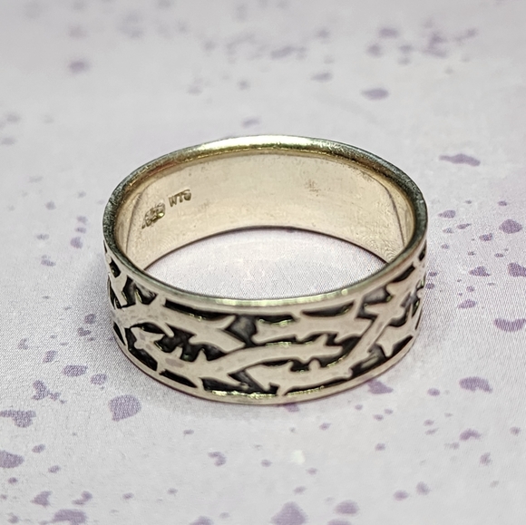 Thorns Design Sterling Men's Ring - Picture 4 of 6